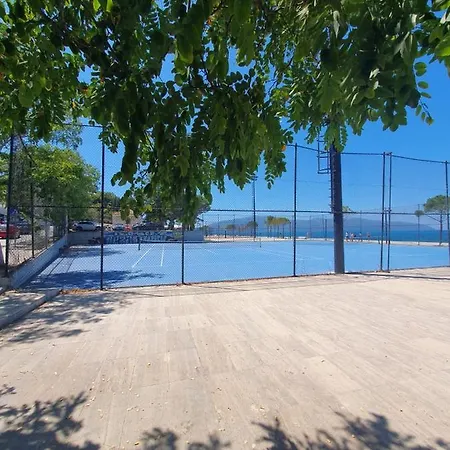 A Modern 105qm Apartment, 2 Min From The Beach! Up To 5 People Apartment Vlorë