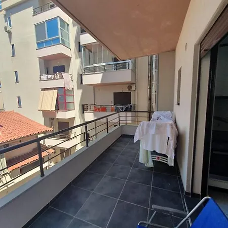 Apartment A Modern 105qm Apartment, 2 Min From The Beach! Up To 5 People *